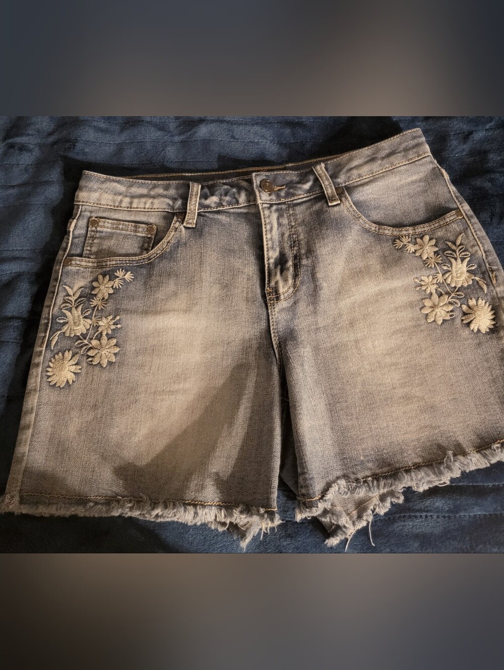 Embroidered Light Wash Denim Shorts - Women